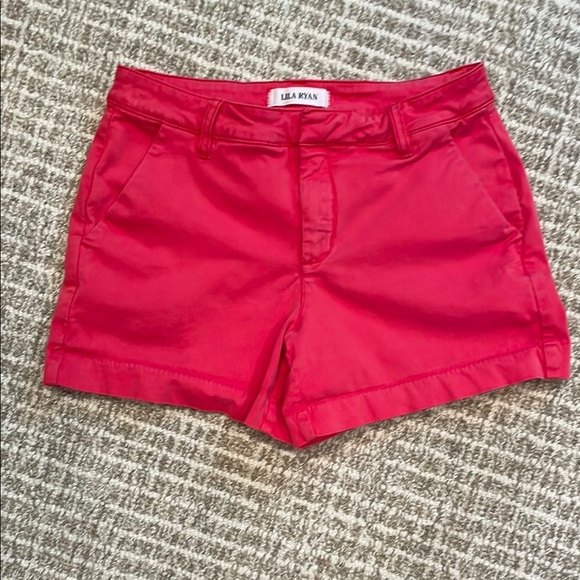 LILA RYAN Pink Bermuda Shorts Vibrant Summer Style Sz 4 - Picture 1 of 4